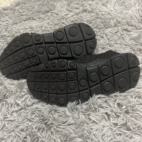 Bernie mev. - Picture 2 of 4